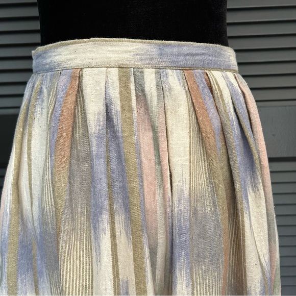 Vintage Ikat Midi Button Down Skirt, 100% Cotton, Textured, Pockets, Size Small - Picture 9 of 12